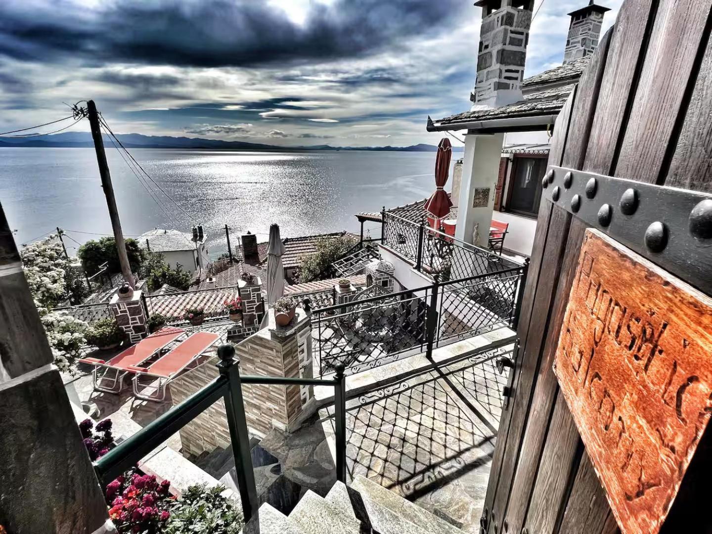 The Pagasetic Balcony - Magestic Sea Cottage Volos Eksteriør billede